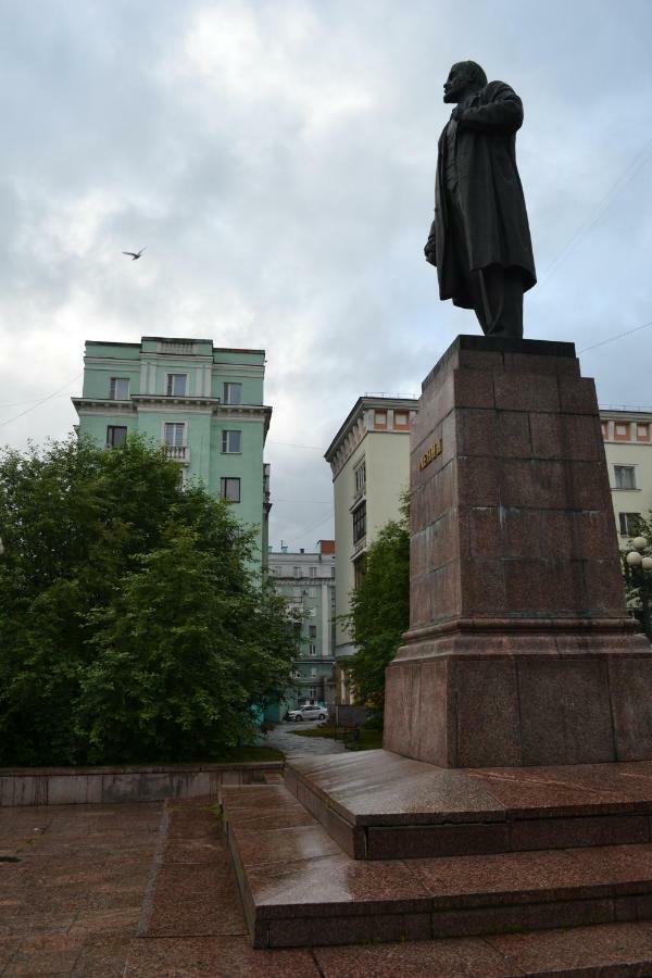 Lenin Avenue, 65 Appartamento Murmansk Esterno foto